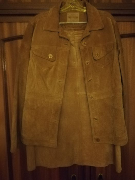 Saia e casaco conjunto