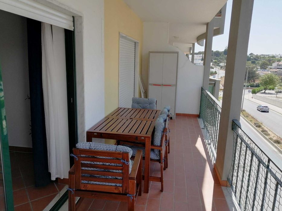 T1 c/ piscina, garagem, 100m praia Arm Pêra Algarve – FÉRIAS