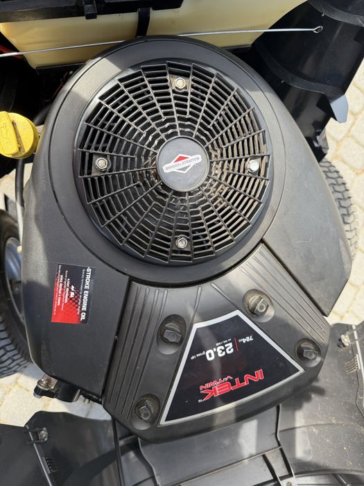 Traktorek Kosiarka Oleo - Mac V-Tvin Briggs & Stratton 23KM