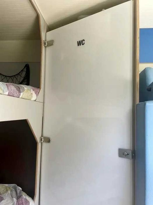 Autocaravana Van - Fiat Ducato 2.0d - Lotação de 4 pessoas