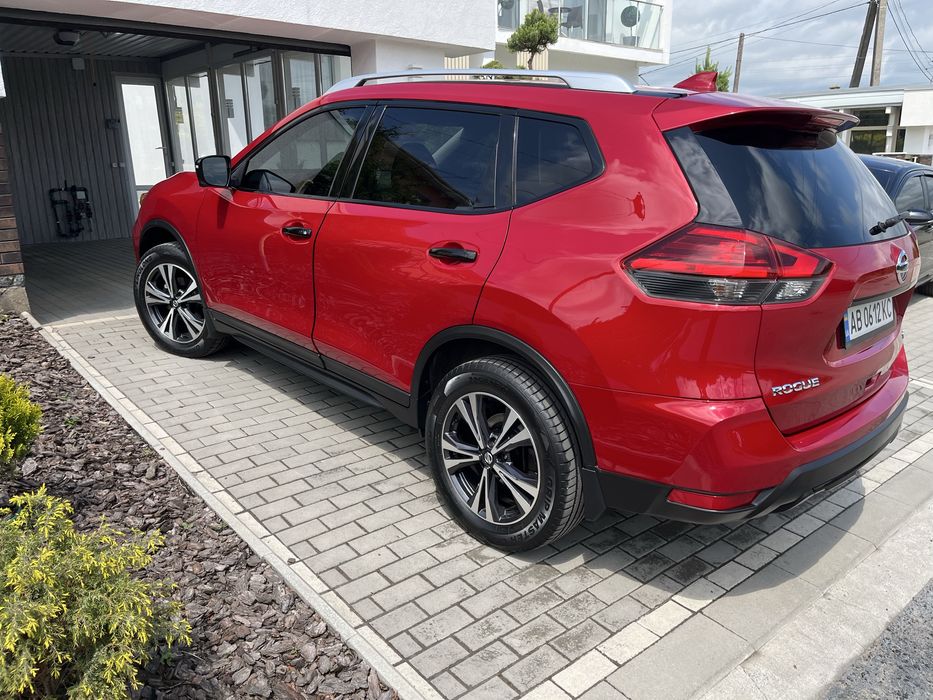 Продам Nissan Rogue