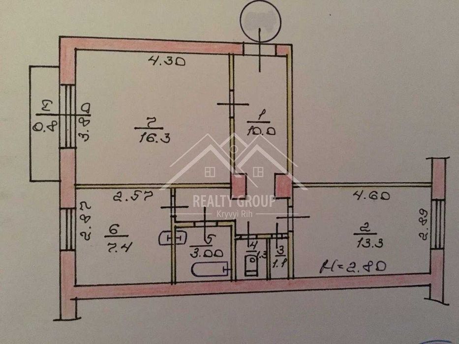 Продаж просторої 2к Сталінки на Соцмісті
