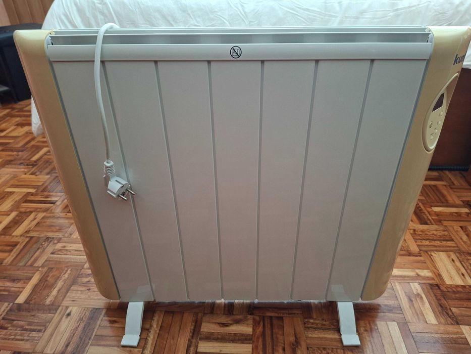 Excelente Emissor Térmico Kunft 1500W, como novo.