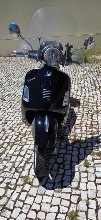 VESPA GTS 300 SUPER COM EXTRAS