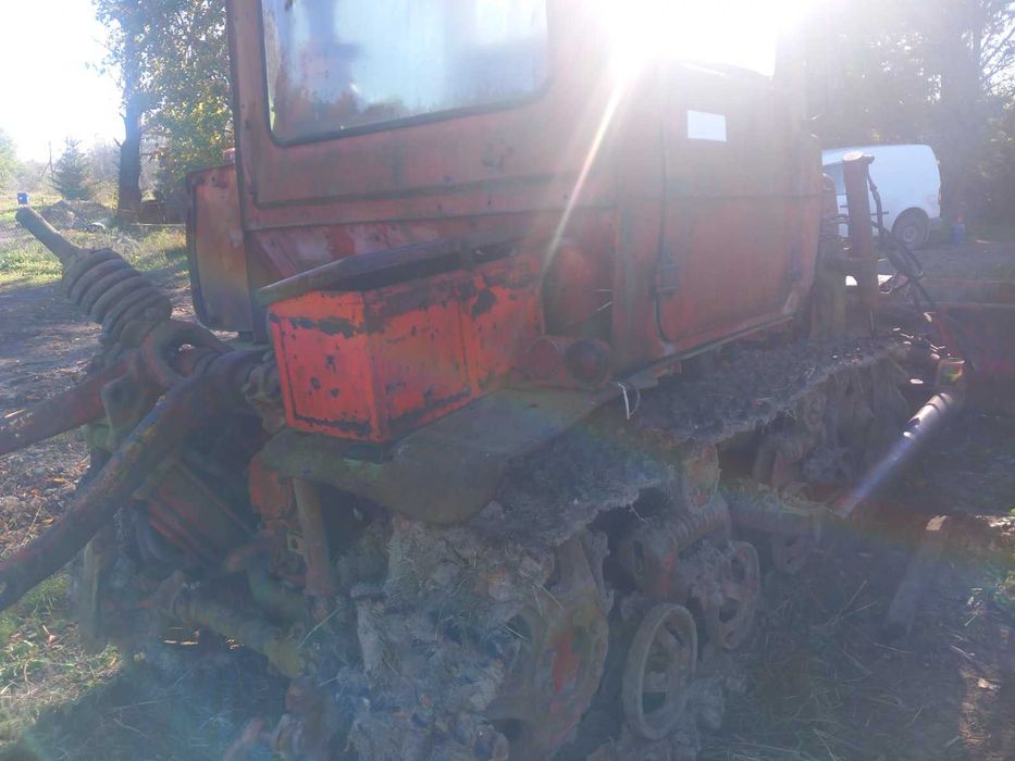 Бульдозер ДТ 75 А1 з поворотною лопатою