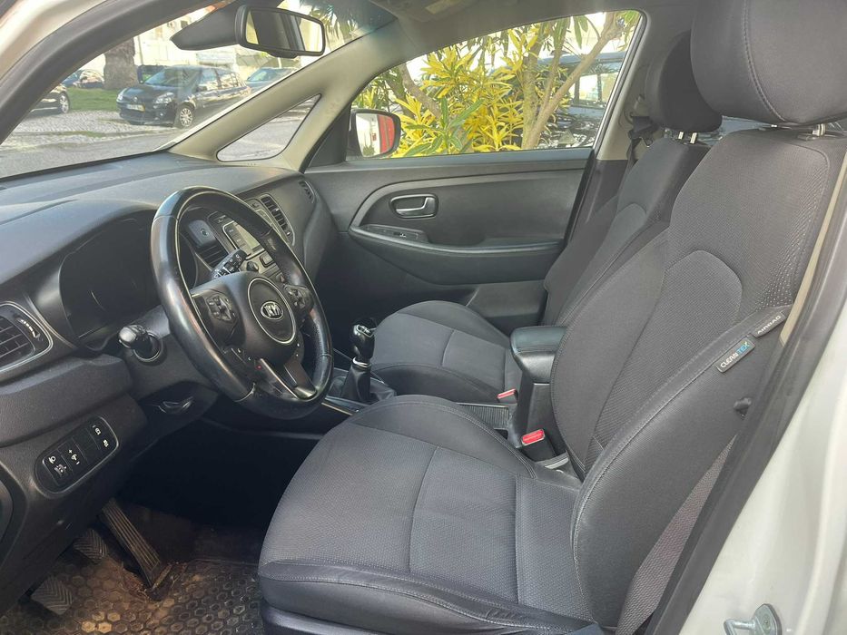 Kia Carens 1.7 CRDi ISG TX