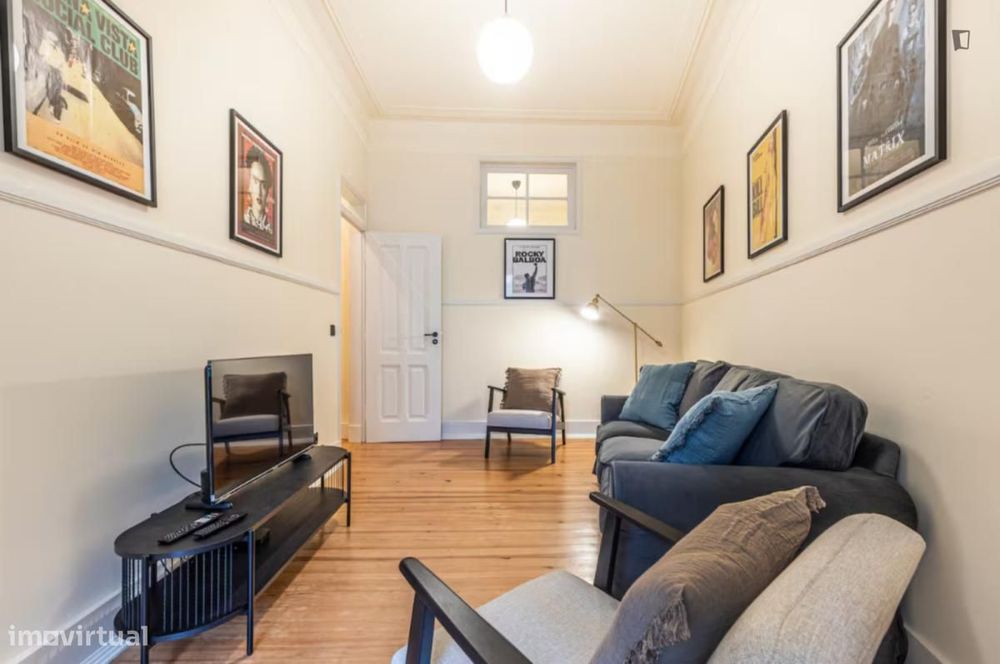 Apartamento com 4 quartos - localizado em Anjos Lisbon