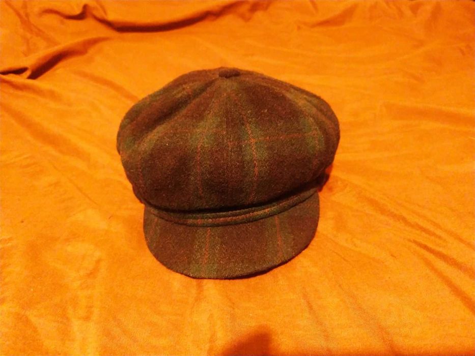 Кепки разные 56-57 размер