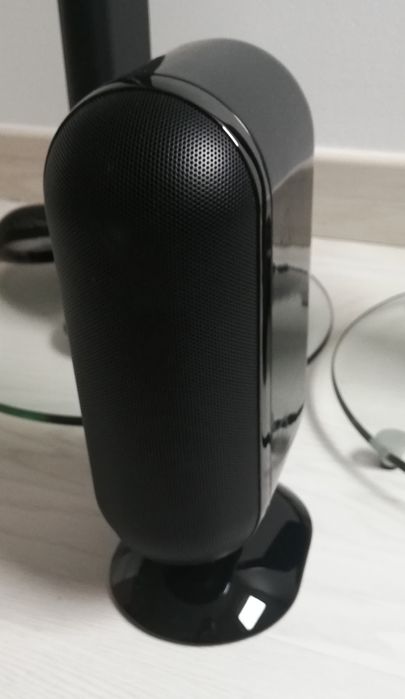 Vendo três colunas  Q acoustics LR