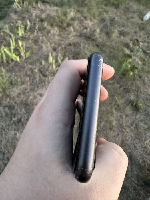 Iphone 11 на 64 гіг, батарея 78%
