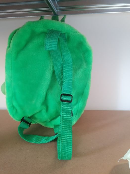 Mochila criança nova