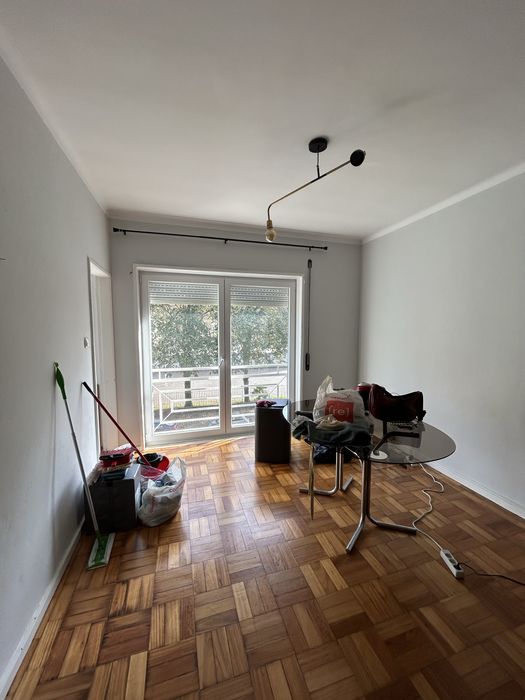 Apartamento t2+1 perto das piscinas de Campanhã