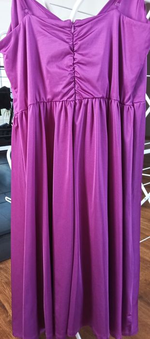 Sukienka na ramiączkach