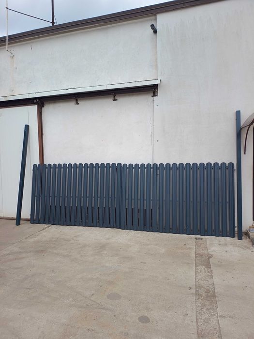 brama skrzydłowa sztachety