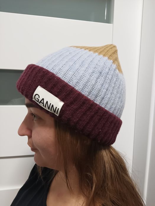 Ganni czapka zimowa damska