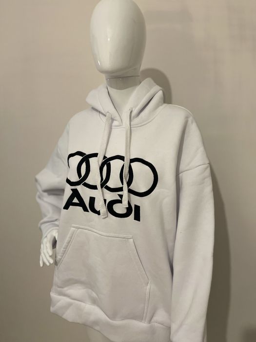 Худі з вишивкою Audi