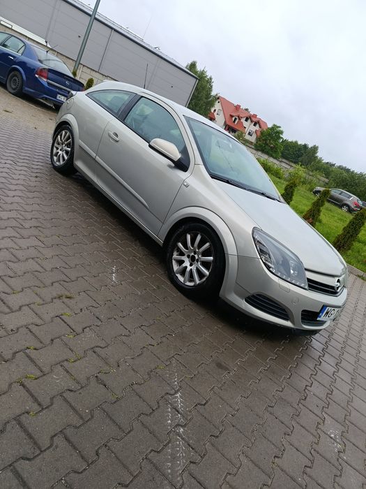 Opel Astra H GTC