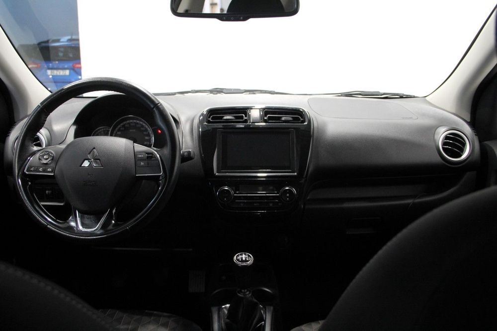 Mitsubishi Space Star 1.2 Intense Connect Edition