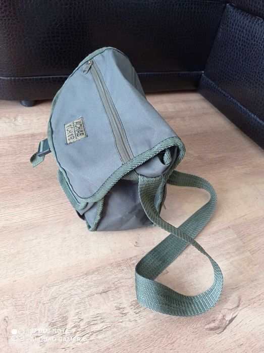 Сумка через плечо.