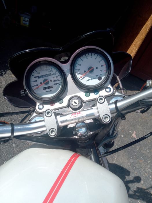 Motocykl Suzuki VX 800