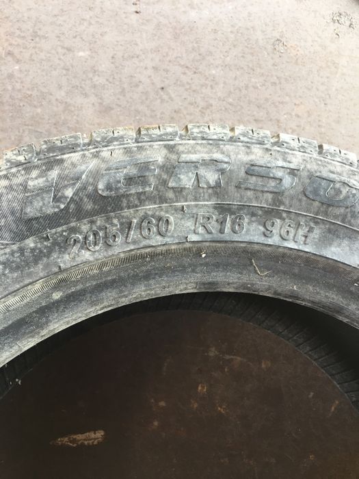 Шини літні 205/60 R16 б/у стояли на Mitsubishi Lancer 10
