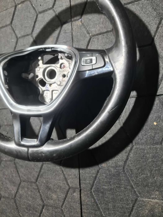 VW Transporter T6 kierownica multifunkcja skóra