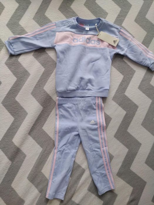 Dresik dziecięcy Adidas