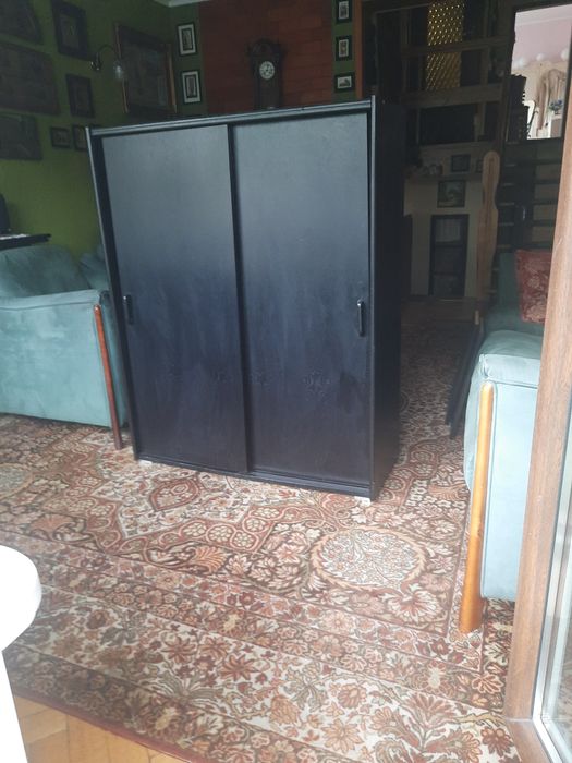 Szafka z drzwiami przesuwnymi.wys120cm,szer 100cm Głębokość 38