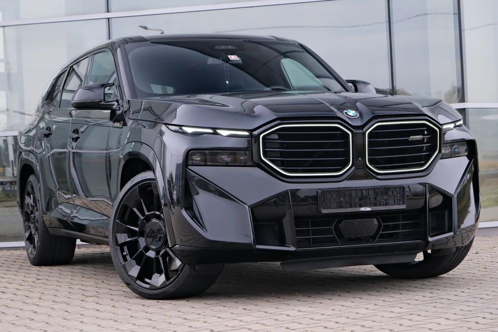 BMW XM
