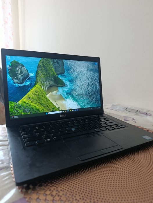 Ноутбук Dell Latitude 7490 — i5-8350U / 8GB DDR4 / 256GB SSD