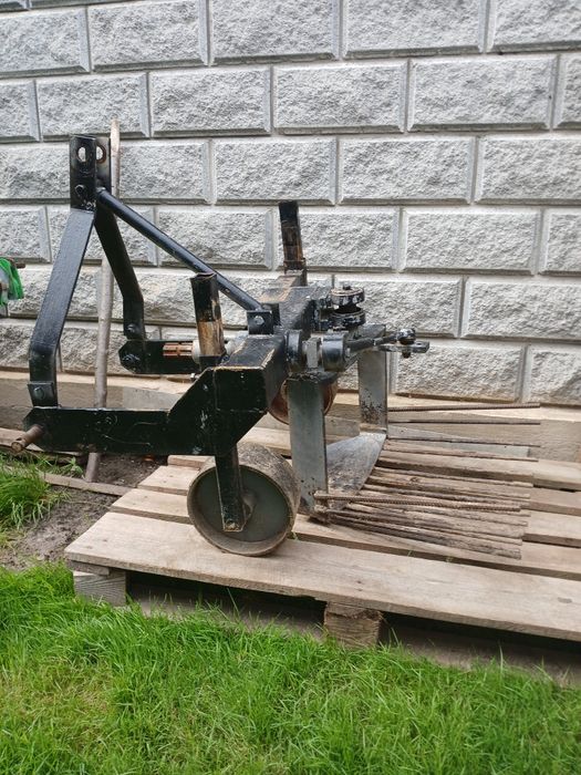 Картопля копалка