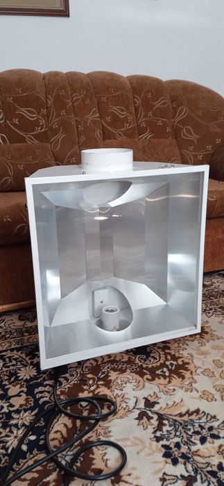 Hydro Farm Odbłyśnik Wentylowany Radiant