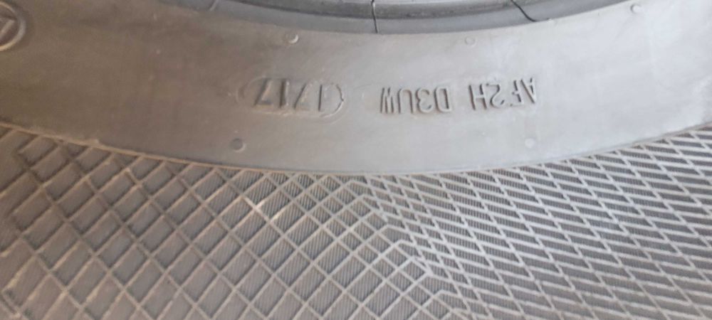 265 / 65 R 17  Continental  /  Zima