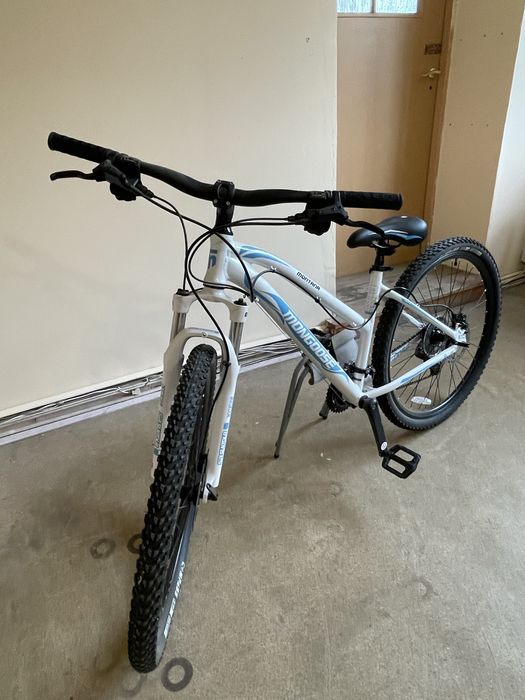 Продам велосипед Mongoose montana