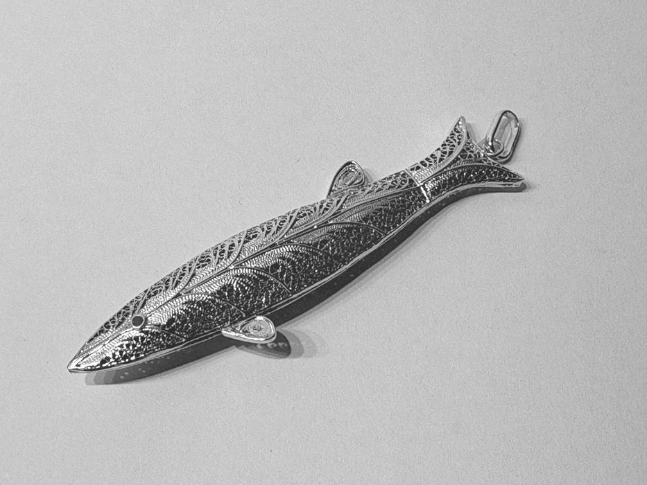 Lindissimo pendente em forma de um peixe em prata filigrana portuguesa