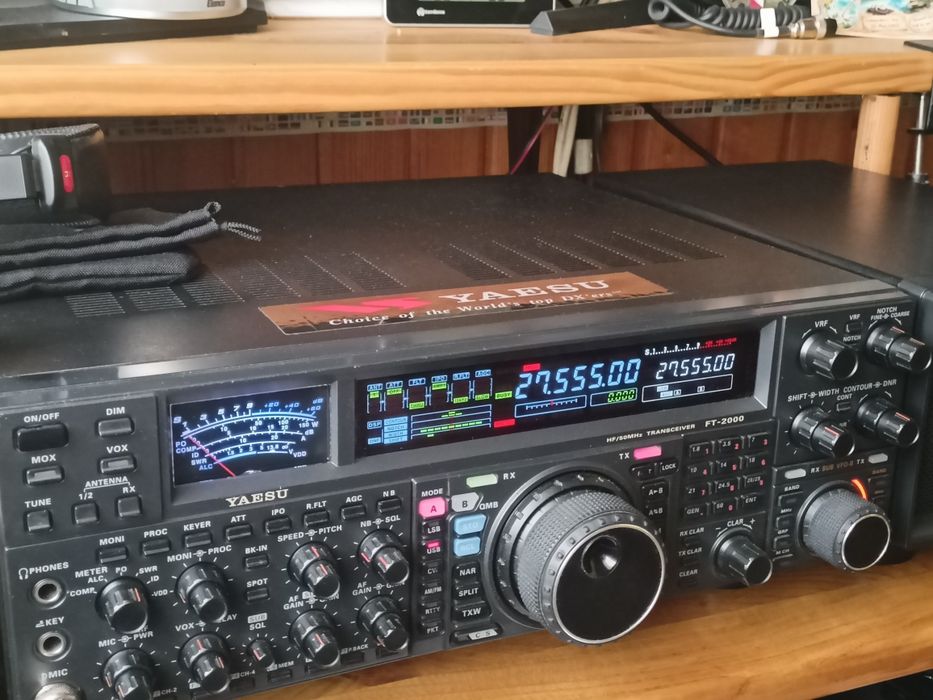 Yaesu FT-2000 tranceiver