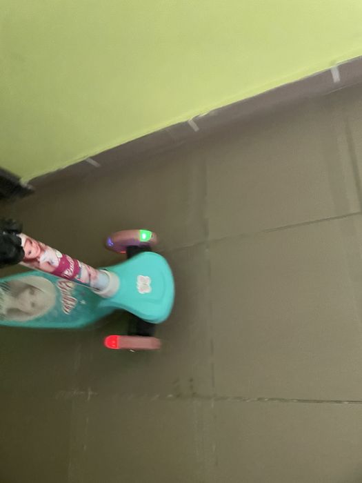 Дитячий самокат Барбі