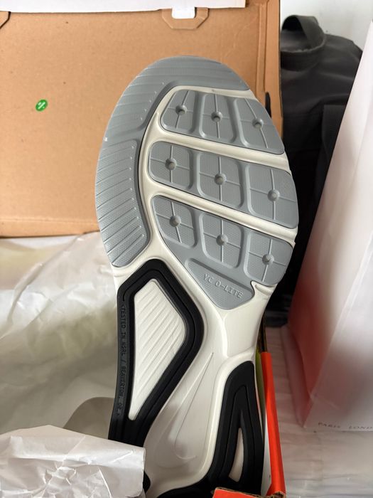 Nike Structure 26 novo - tamanho eur 42