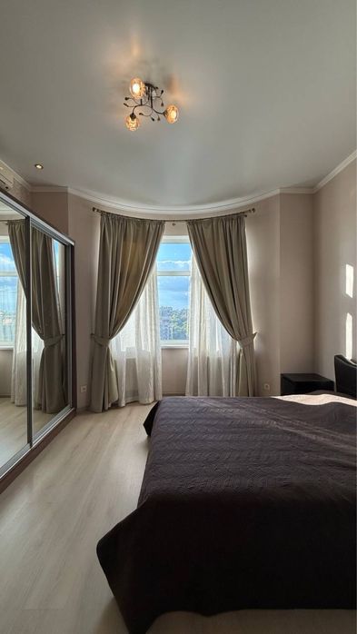 Продам простору однокімнатну квартиру в ЖК «Сабанський»