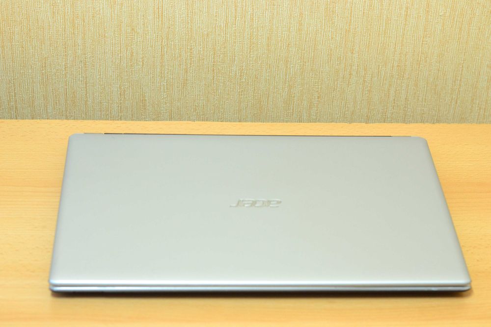 Сучасний Acer Aspire V13 Intel Core i5-6200U RAM8Gb SSD Батарея 8годин