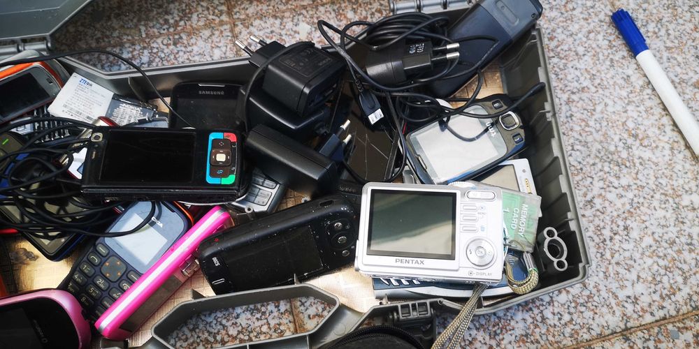 Telemóveis vintage e câmara