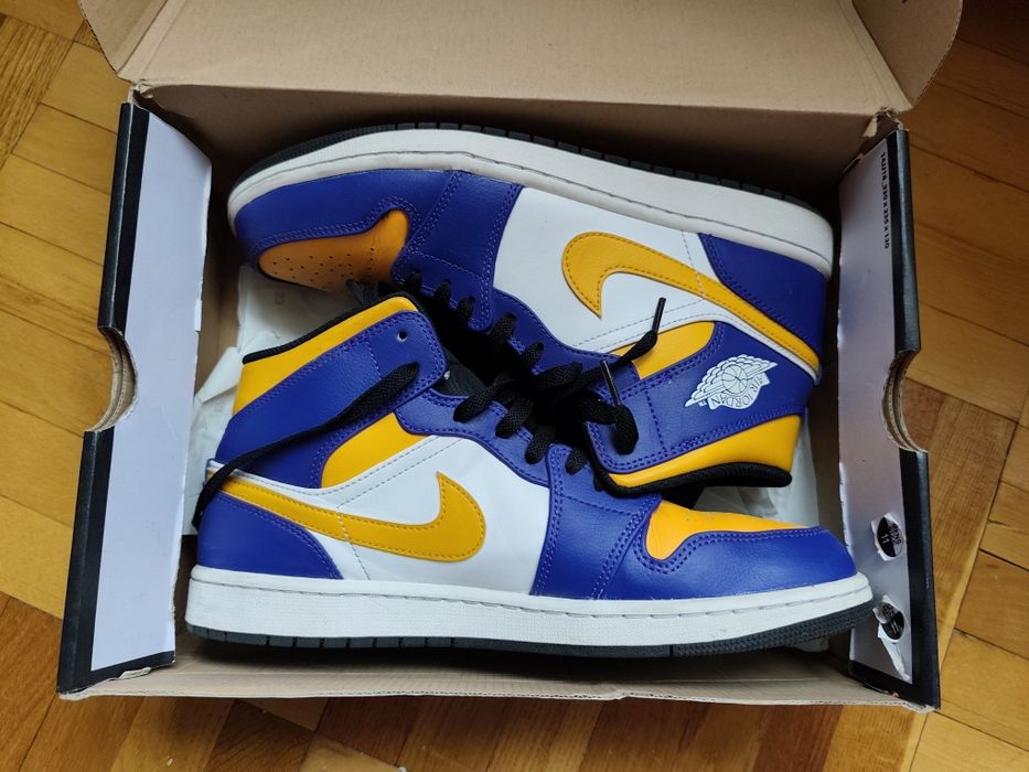 Кросівки Air Jordan 1 Mid
