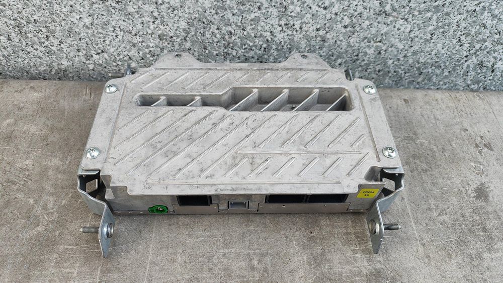 Jaguar I Pace X590 18- Wzmacniacz Meridian Audio