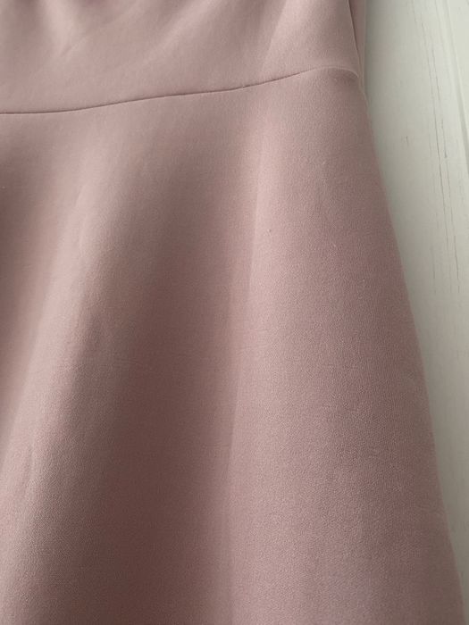 Różowa sukienka maxi Boohoo M 38 falbanka hiszpanka wesele