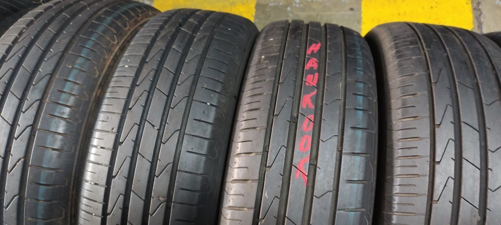 Pneus 205/60/16 semi novos