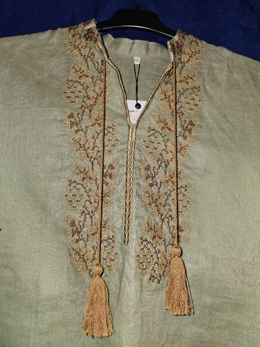 Camisa Bordada  Ucraniana de Linho