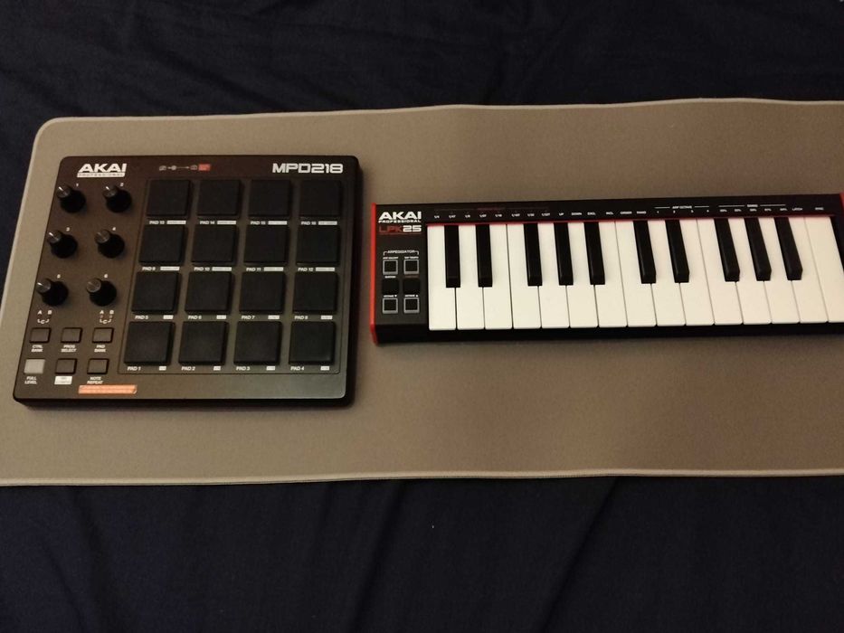 Vendo Instrumetos Musicais  AKAI LPK 25  E O AKAI PROFESSIONAL MPD218