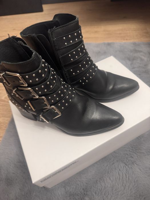 Botki skorzane  wojas kowbojki cwieki