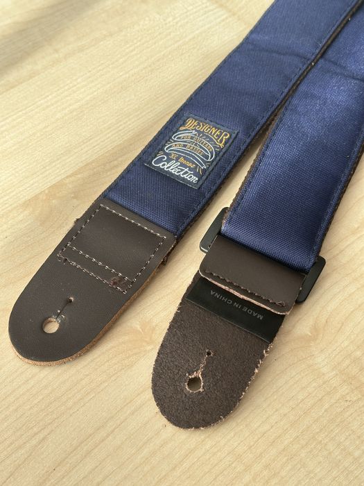 Ibanez DCS50-NB - pas gitarowy, niebieski