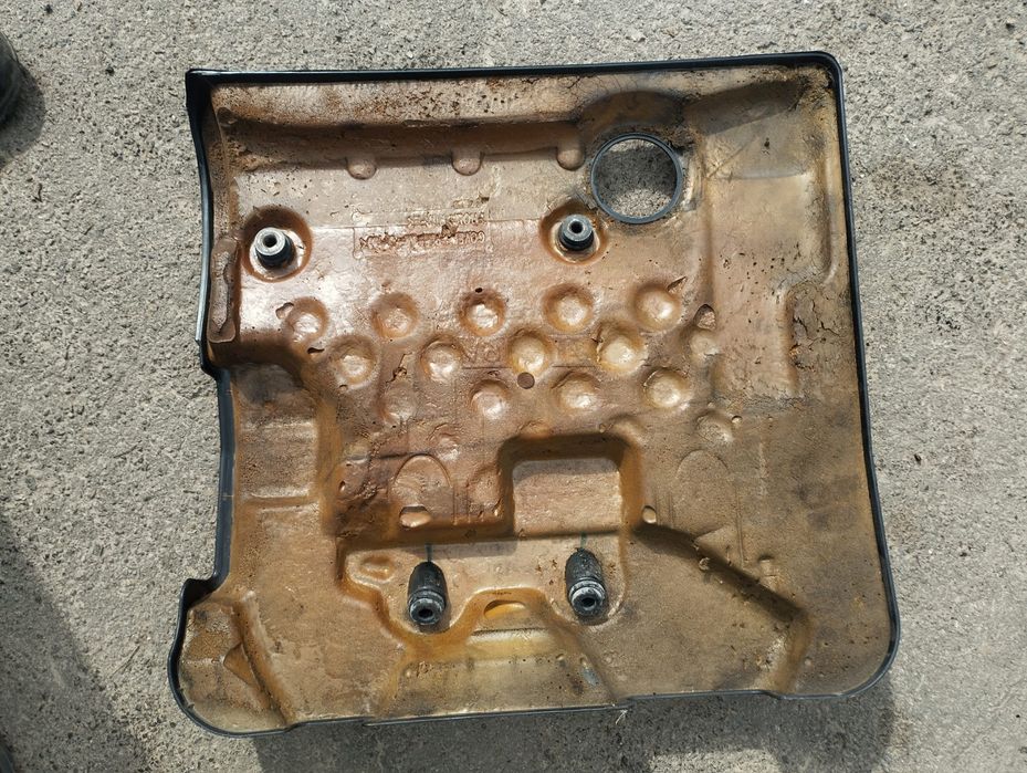 Декоративна кришка двигуна Chevrolet Lacetti 1.6Код: 964943 Шевролє